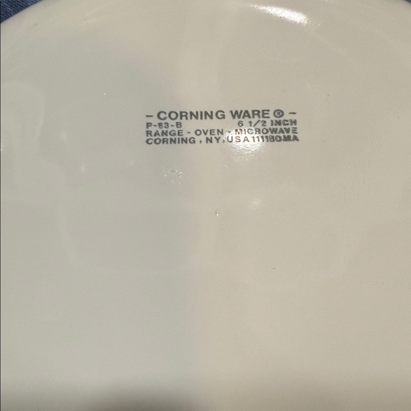 Corningware Blue Cornflower P-83-B Skillet - Picture 5 of 6